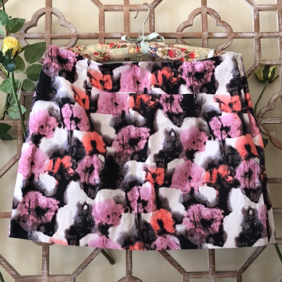 J Crew white & Pink watercolor potpourri Miniskirt - Picture 2 of 5